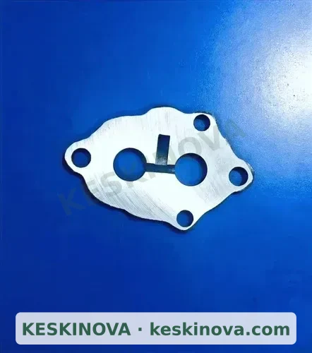 SPACER-OIL PUMP