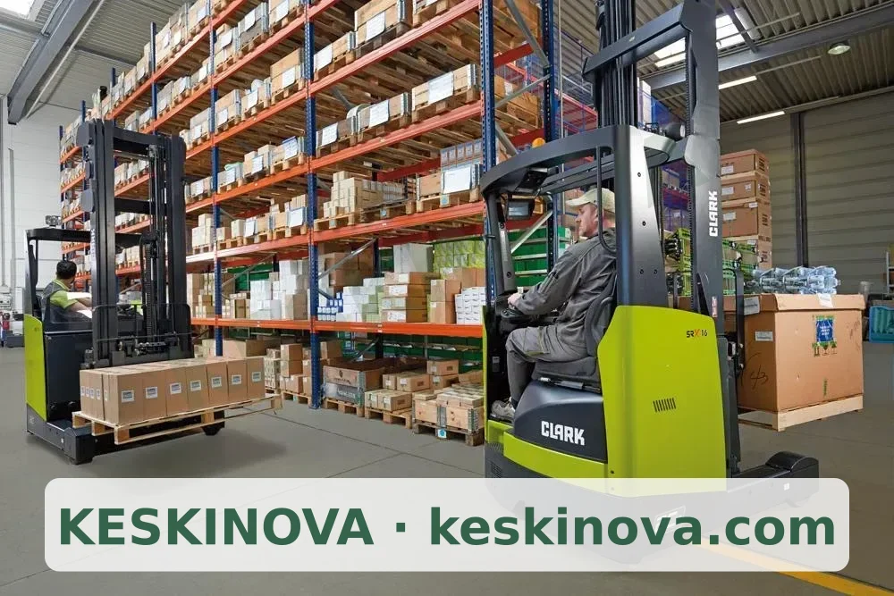 CLARK Reach Truck SRX 16